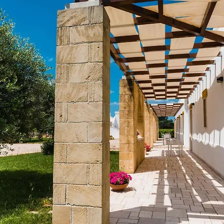 Masseria Tenuta Flora Maria Leverano Exterior photo